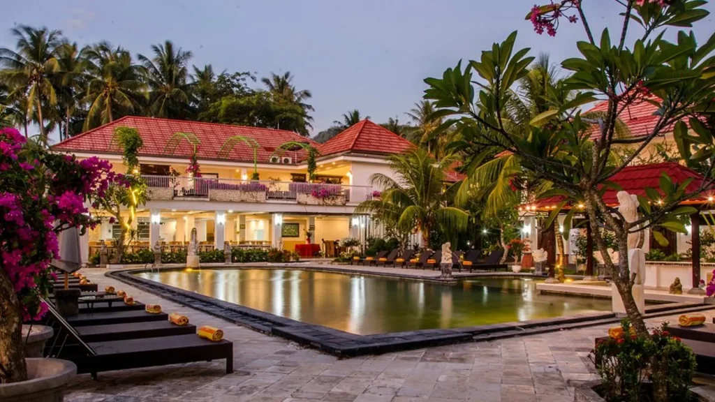 Near Senggigi Port with hotels and accommodation near Senggigi harbor